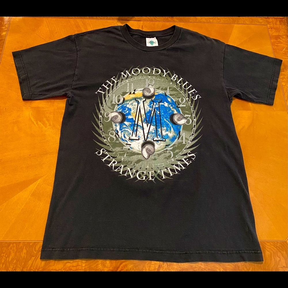 Vintage The Moody Blues concert shirt
